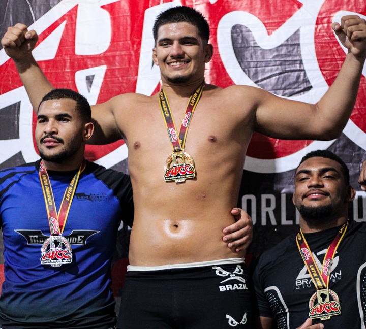 Leonardo Carino deu show no ADCC Open Petrópolis e mais uma vez saiu como campeão na competição (Foto: Dani Pimenta)