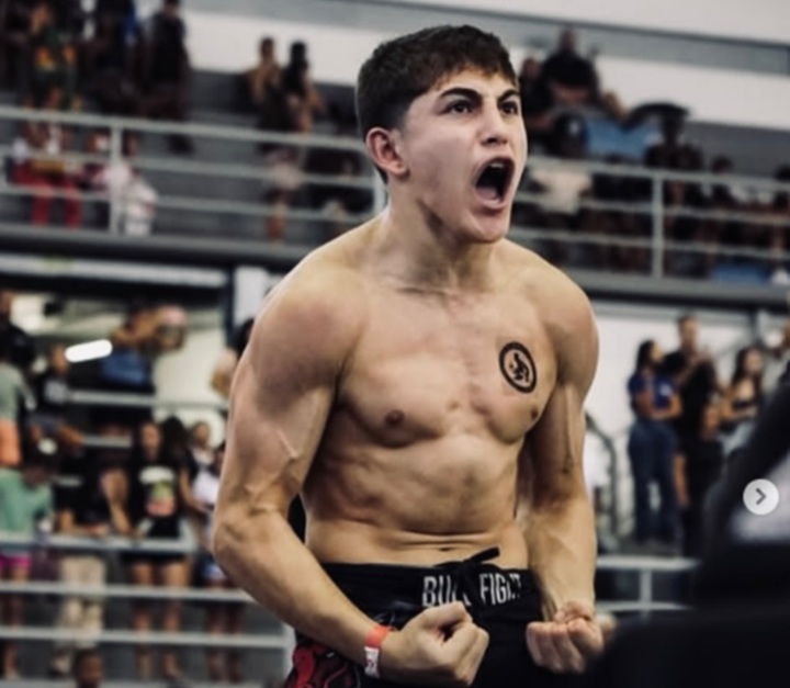 Christian Monteiro, de apenas 15 anos, entrará em ação para a disputa de uma superluta no Turris Invitational, em novembro (Foto: Reprodução)