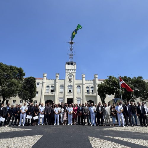 Lutando pela Tropa foi lançado oficialmente nesta semana em cerimônia na Fortaleza de São José (Foto: Divulgação)