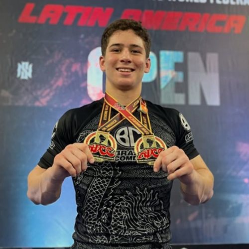Aos 17 anos, faixa-azul da Ágora vive em Jundiaí, aposta em um Jiu-Jitsu agressivo e se prepara para o GP do Turris Invitational (Foto: Reprodução)