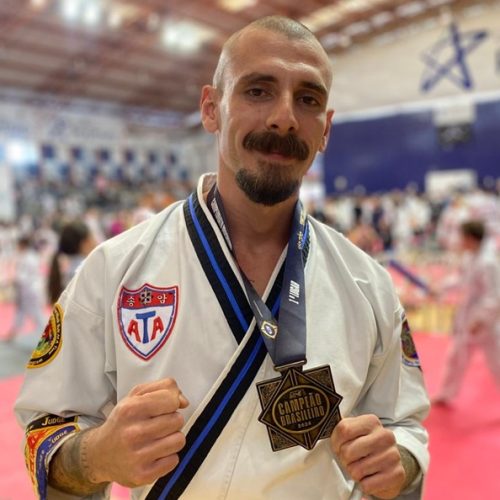 Multicampeão no Taekwondo ATA, Guilherme Coleraus segue motivado para buscar novas conquistas na modalidade (Foto: Divulgação)