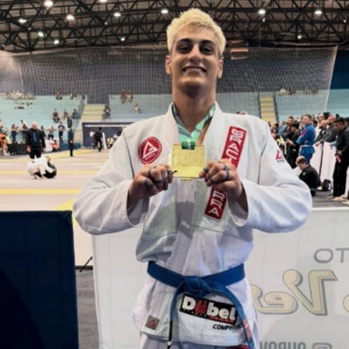Aos 17 anos, João Felipe Pinheiro vai entrar em ação no GP do Turris Invitational, evento que acontecerá em novembro (Foto: Reprodução)