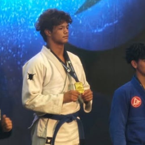 Faixa-azul Klauss Pato, de apenas 17 anos, estará em ação na disputa do Turris Invitational, em novembro (Foto: Reprodução)